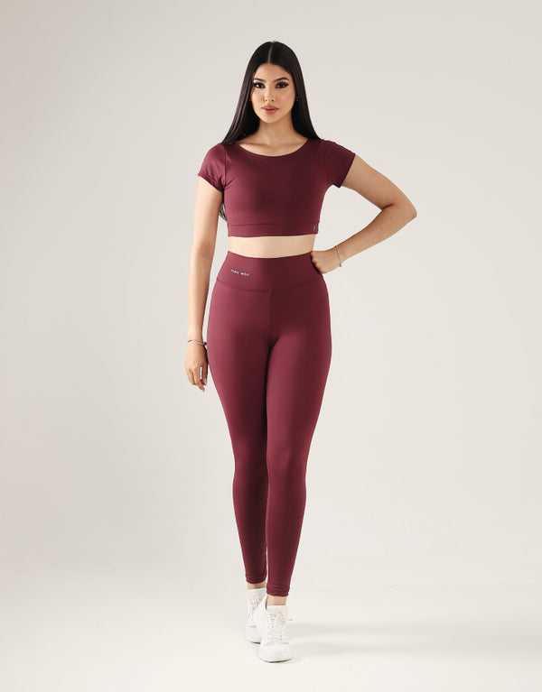 Top Forfun + Legging Básica Vinho