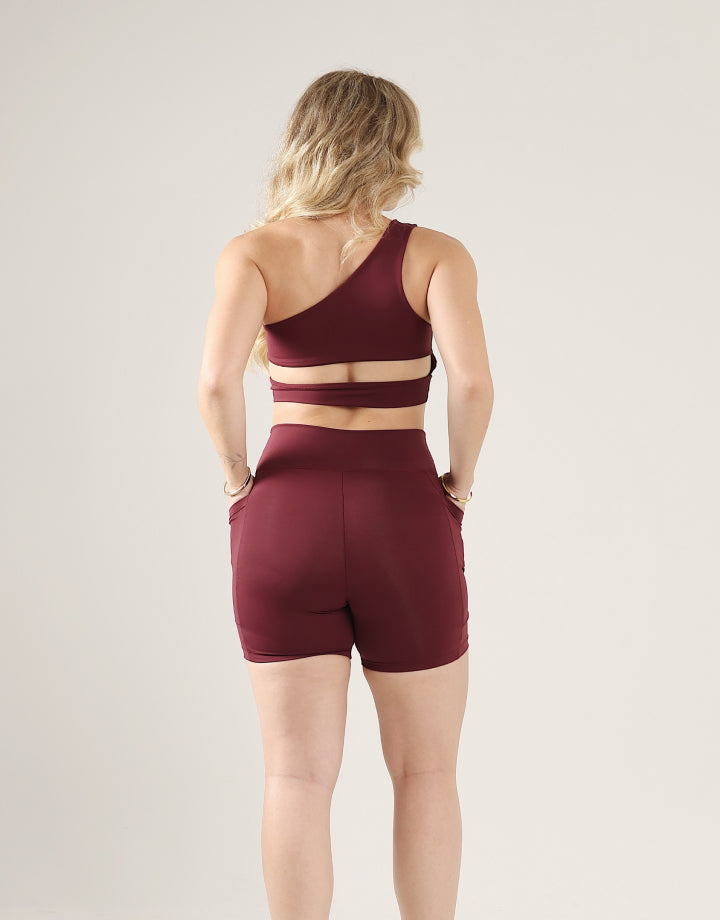 Top Essence + Short Vinho